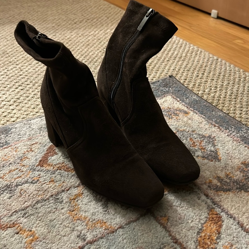 AQUATALIA Dayana Water Resistant Stretch Bootie SOCK midnight size 8